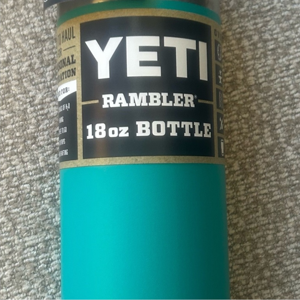 YETI Rambler 18oz Bottle - Teal